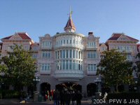 Disneyland Hotel middendeel