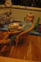 Caroline is dol op boeken